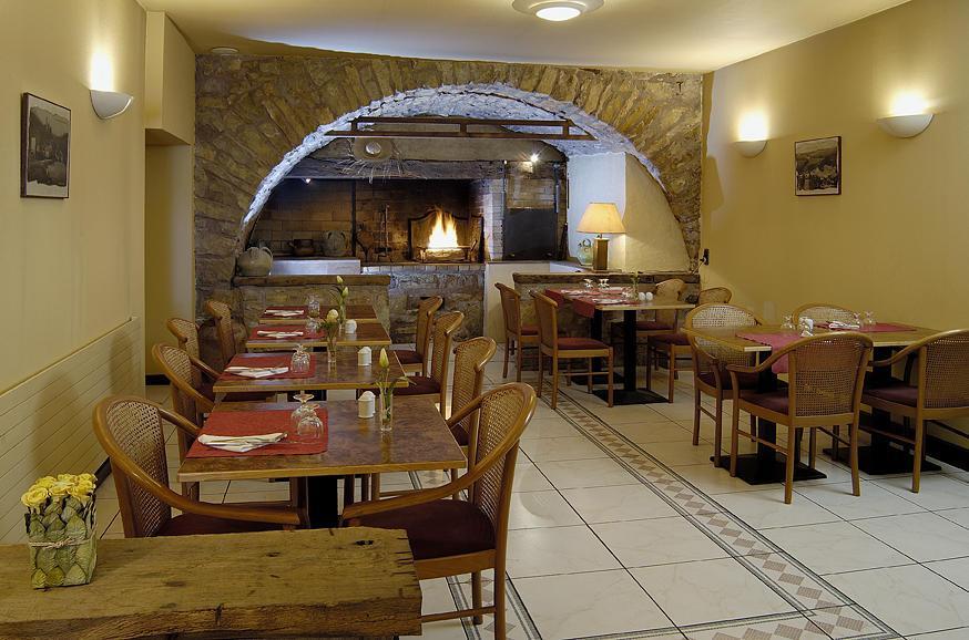 Kyriad Rodez Bagian luar foto