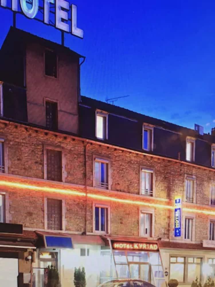 Kyriad Rodez Bagian luar foto